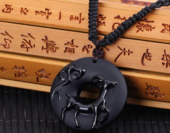 属羊的佩戴什么好